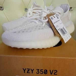 Yeezy 350 V2 Bone size8.5